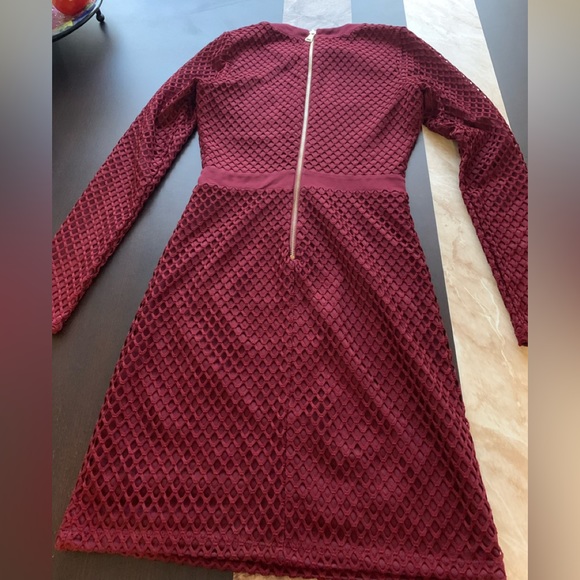 Bebe Burgundy dress. New. Size XS - Picture 4 of 9